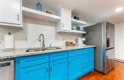 5/3 with a heated pool 2 min from beach, updated - Foto 29