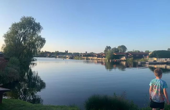 Caravan-sleep8-hottub-freep-balcony-familyfriendly - Foto 22