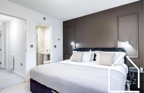 Newly Stunning City Centre Home by Cozy Stayz - Foto 11