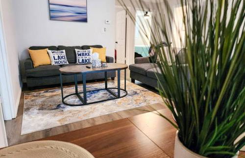 Astor River House with 2 private boat slips - Photo 8