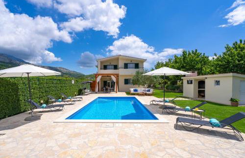 VILLA ROKO with 4 bedrooms, 32sqm heated pool - Photo 8