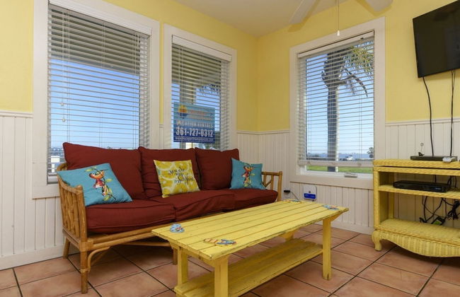 Little Bay Club by Miss Kitty’s - Foto 34