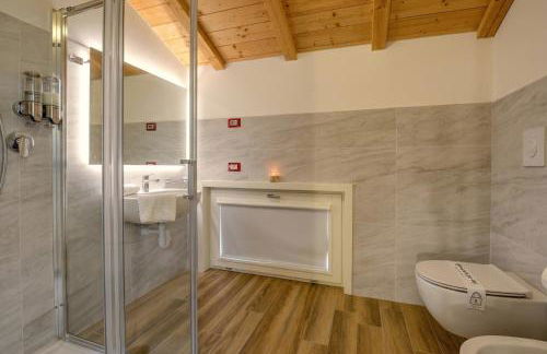 Palazzo Visconti Luxury Suite DesenzanoLoft Official Partner Homes & Villas by Marriott Bonvoy - Foto 47