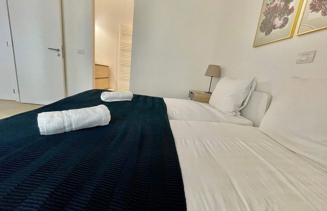 Modern 1BR Near Diamond District by Oneluxstay - Foto 25