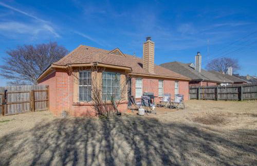 Walk to the Greenline Sleek Cordova Home with Patio - Foto 22