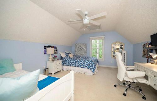 Majestic Home in Summer Oaks - Foto 29