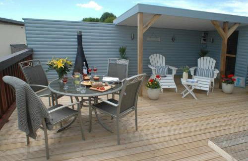 SandPipers Luxury hot tub lodge with 2 ensuites a private Sauna & BBQ terrace - Foto 11