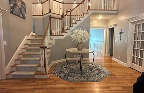 World Cup Ready - Spacious 5-Bedroom Home with Pool, Hot Tub, and Outdoor TV - Foto 40