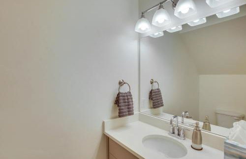 Garden City Townhome with Fireplace Near Bear Lake! - Foto 13