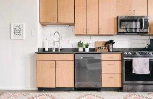 Modern Loft w/ View - Foto 2