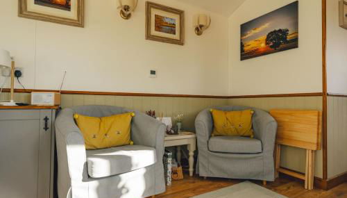 Fotheringhay Glamping - Photo 4