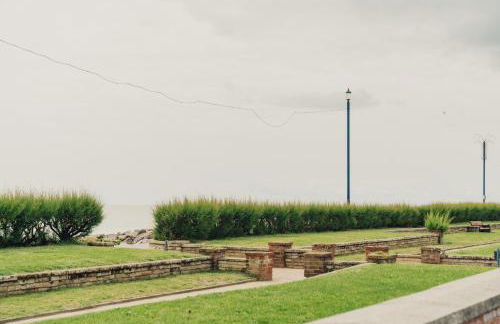 Pier View Felixstowe - Sea View, 50m from the beach - Foto 7