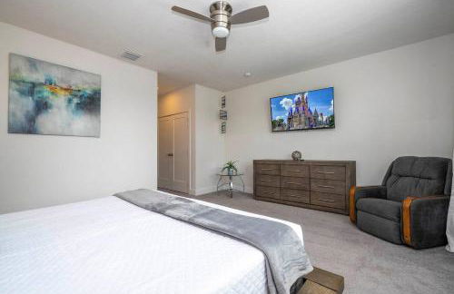 Comfortable home Near Disney & Private Pool 17414 - Foto 27