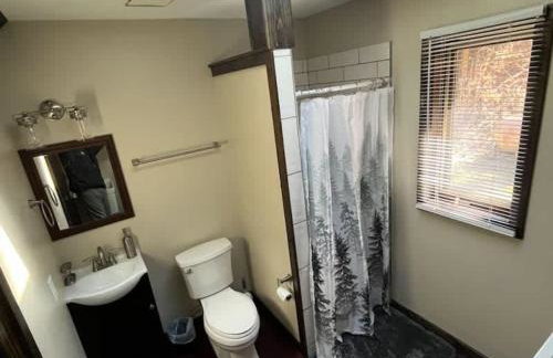 Rock Lodge Complete with Covered Parking - Foto 32