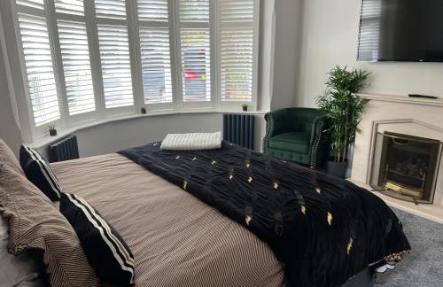 4 BRD House, with Double Parking - Photo 6