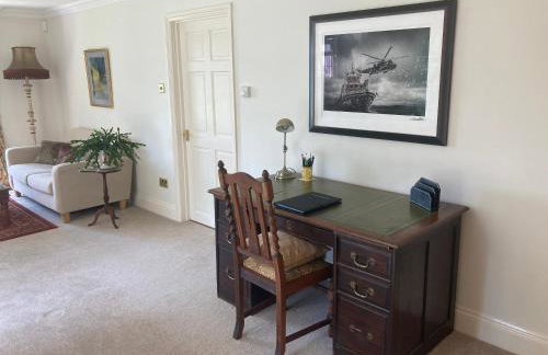 Exclusive 2 Bedroom Apartment with Summer House and Hot Tub - Foto 5