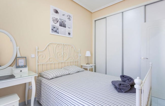 Sunny Urban Apt. Historic District - Sol - Photo 6