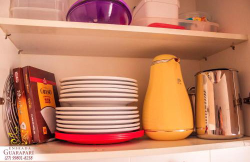 MAIOR NOTA - 2 Quartos com AR CONDICIONADOS SPLIT, Air Fryer, Wi-Fi, Disney Plus, Star Plus, HBO Max, Cadeiras de Praia, Caixa Térmica, Churrasqueira, Rede para Descanso e Chuveirão - 8 pessoas - CONFORTO Máximo - Melhor Localização!! - Photo 32