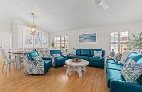 Steps Away-Game Room-Comm Pool-Golf Cart Deals - Foto 15