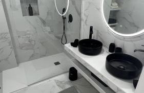 Modern apartment sea view with private jacuzzi - Photo 35