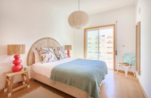 Spacious Apt Near Beach & Train, By TimeCooler - Foto 29