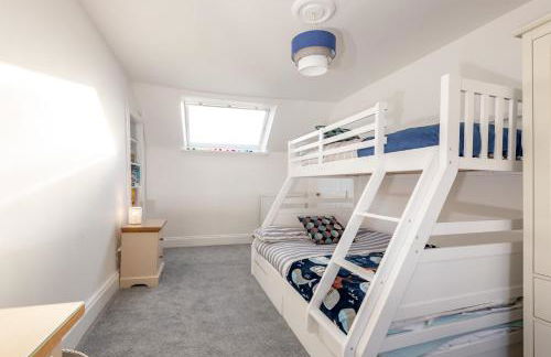 Charming Cardoon Cottage in Beautiful Village - Photo 30