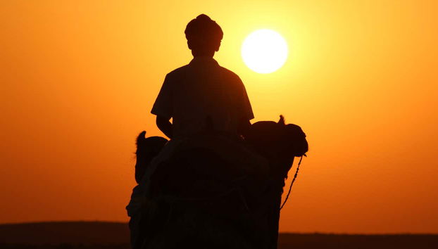 Entardecer no deserto de Thar