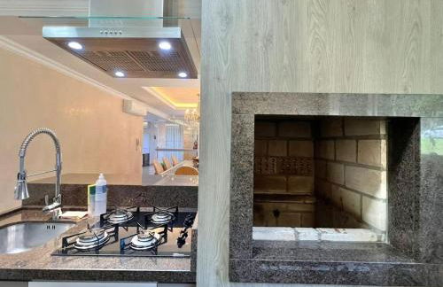 Apartamento Luxo 3 quartos Gramado próximo ao centro locação de temporada - Photo 8