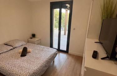 Piscine privative, CLIM, WIFI, 150m de la plage, 6 couchages, bel appartement rdc - Photo 7