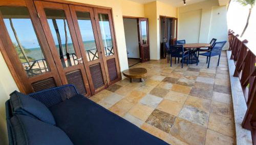 Cumbuco Penthouse - Som do Mar - Pé Na Areia - Ocean View - Ar Condicionado, perto do centro, 2 dormitórios, piscina, cozinha - Foto 5