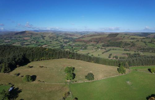 The Nook at Pentregaer Ucha, with tennis court & lake. - Foto 16