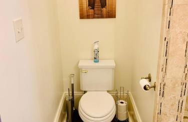 Charming Creole Cottage 2 Blocks Across Rampart St from French Quarter - Photo 23