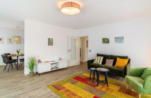 Ferienwohnung am Enzufer mit Balkon in Bad Wildbad im Schwarzwald - Foto 1