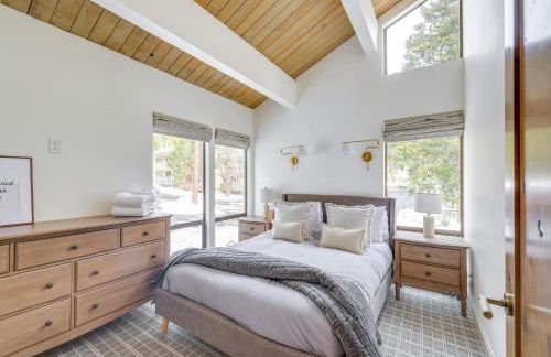 8 Mi to Northstar Slopes Tahoe Gem with Fireplace - Foto 19