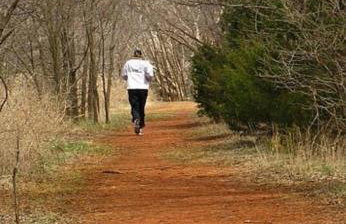 6BR Dream Getaway w Heated Pool & Peaceful Vibe - Photo 38