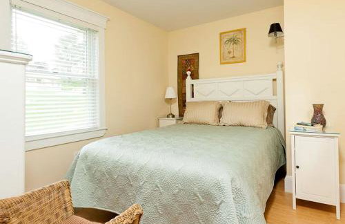 Beautiful Beach Cottage Rental for Family Getaway to Belfast, Maine - Foto 7