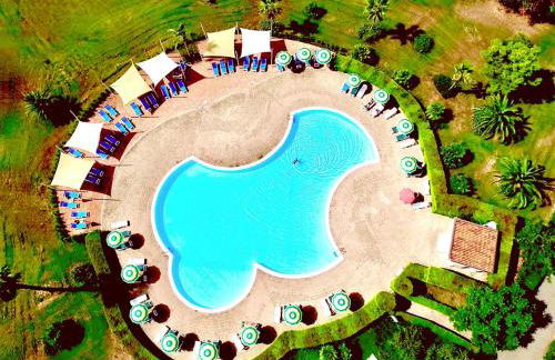 Pizzo Beach Club two bed Apartments 57F - Photo 8