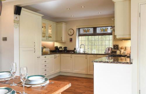 Air Maison - Stunning House in Clanfield Family and Remote Workers Friendly - Foto 7