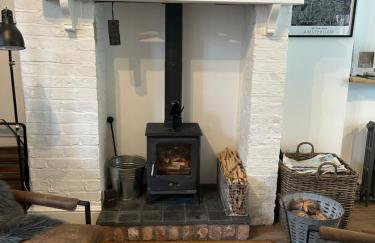 The Hat Works - Photo 7