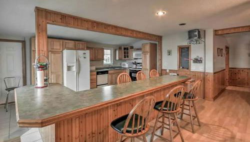 Spacious Family Lake Vacation Rental near St David, Maine - Foto 4