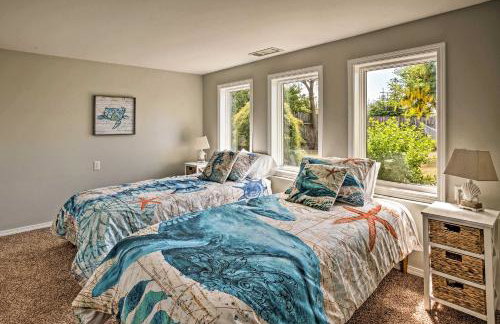 Chic Coos Bay Home with Pacific Ocean Views! - Foto 28
