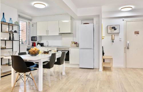 SPACIOUS, SUNNY FLAT BY CITY OF ARTS & SCIENCES - Foto 19