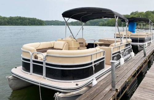 Silver Lake Estate - Private Beach - Hot Tub - Arcades - Foto 56