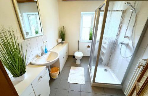 I Apartment 17 Personen - Monteurzimmer - Ferienwohnung, Großköllnbach - Foto 18