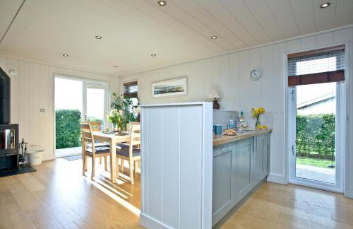 Peppers Lodge, Hot Tub, Woodburner - Foto 11