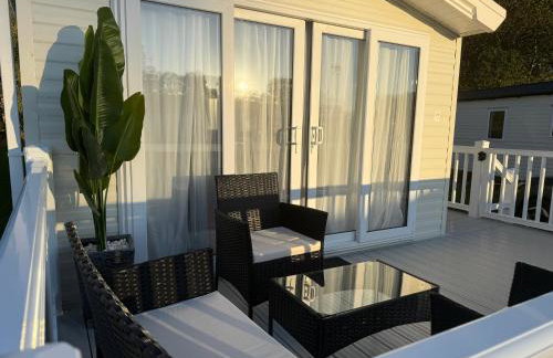 LuxeHaven at Tattershall Lakes Park with Hot Tub - Foto 64