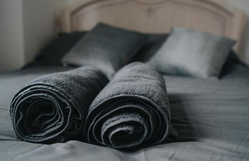 Large Central Apartment - free nearby parking - Foto 23