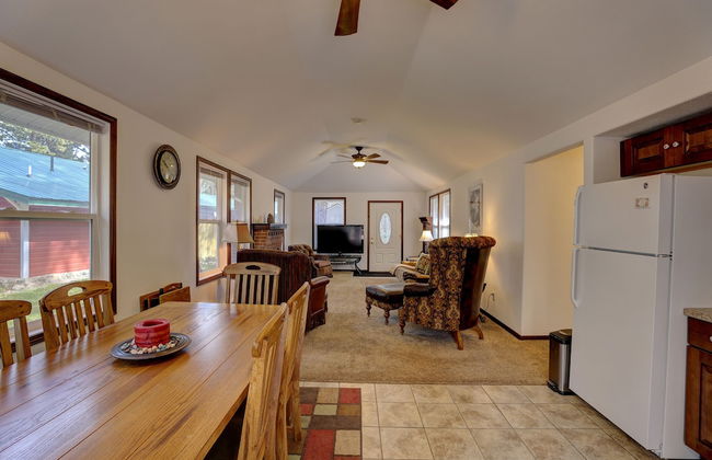 Serene Creek Side Cottage Retreat - Foto 18