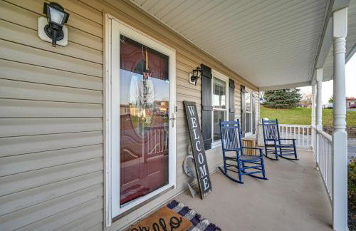 Large Family Home 5 Mi to Dtwn Hagerstown! - Photo 35