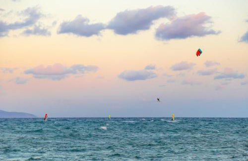 Peach Pine House - Escape Near City, Beach and Athens Airport - Foto 52